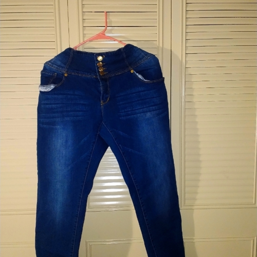Stretchy Jeans